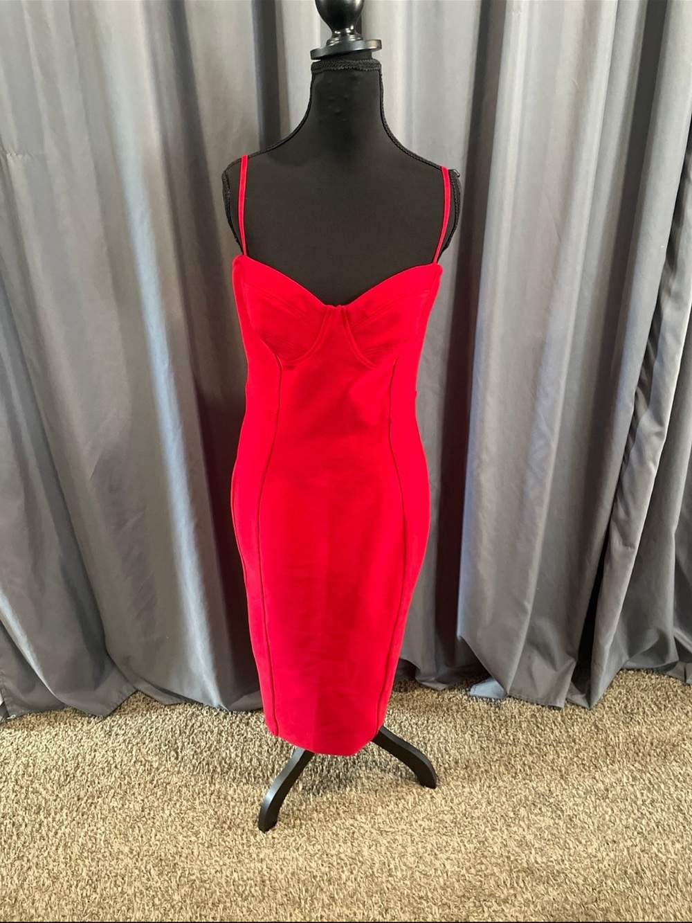 Fashion nova NWT, Becky, bandage midi dress size large